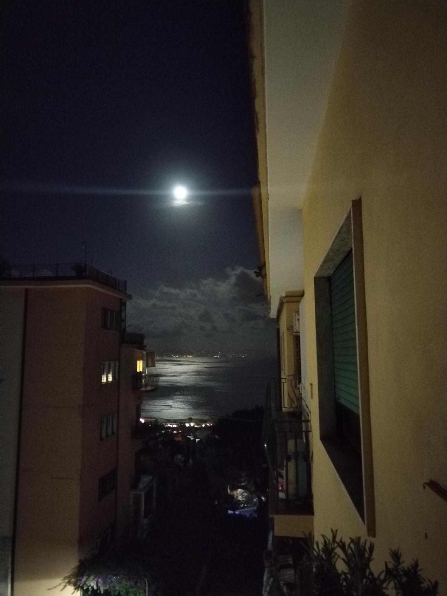 نابولي B&B La Magnolia المظهر الخارجي الصورة